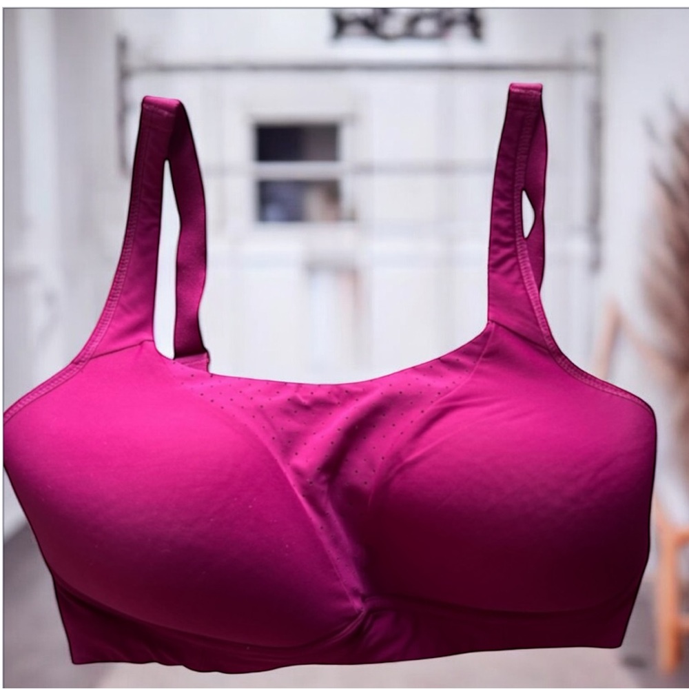 Lululemon Sports Bra Pink Perforated Ventilation Medium Support No Size Tag